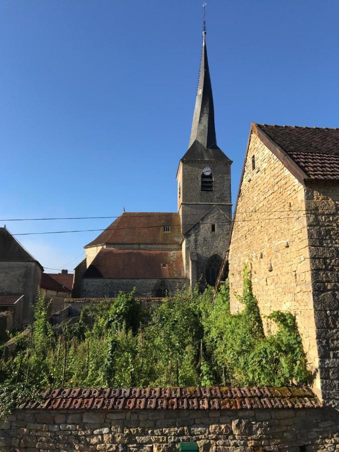 La Cour Des Delices Panzió Gigny  Kültér fotó